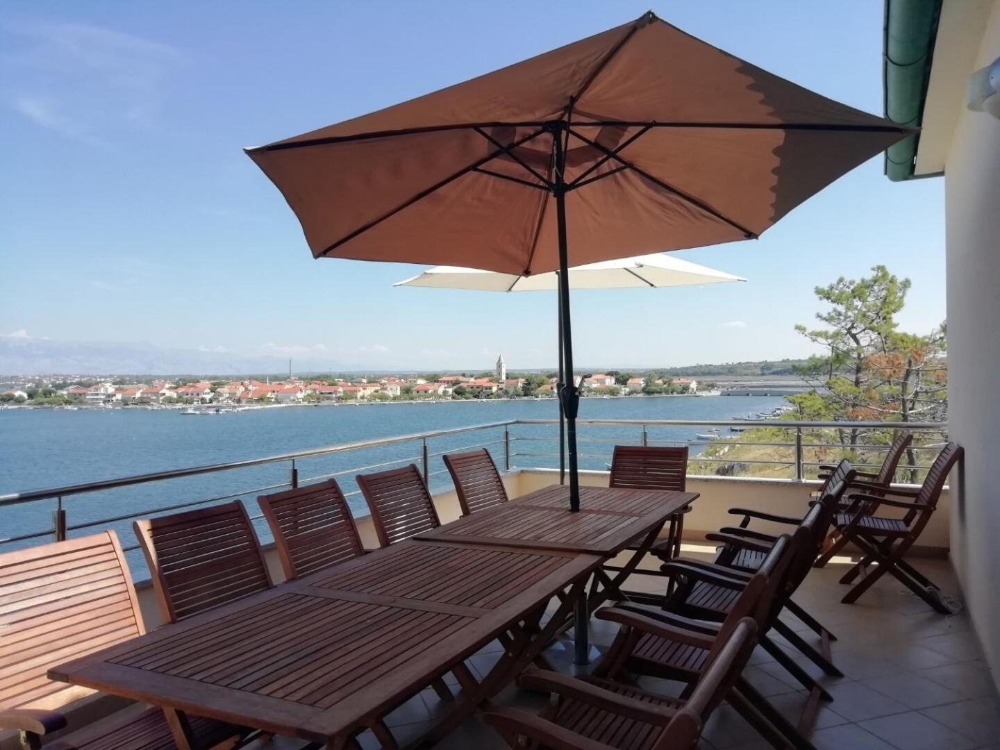 Apartments Ljilja Nin Kültér fotó